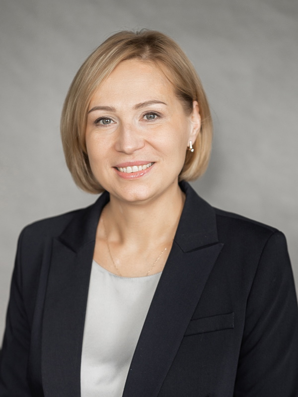 Якушева Оксана Викторовна.